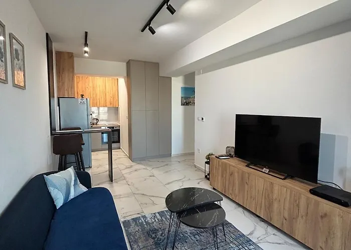 Bright & With View 아파트 *